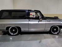 Image 5 of 10 of a 1979 GMC JIMMY