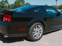 Image 2 of 29 of a 2009 FORD MUSTANG SHELBY GT500