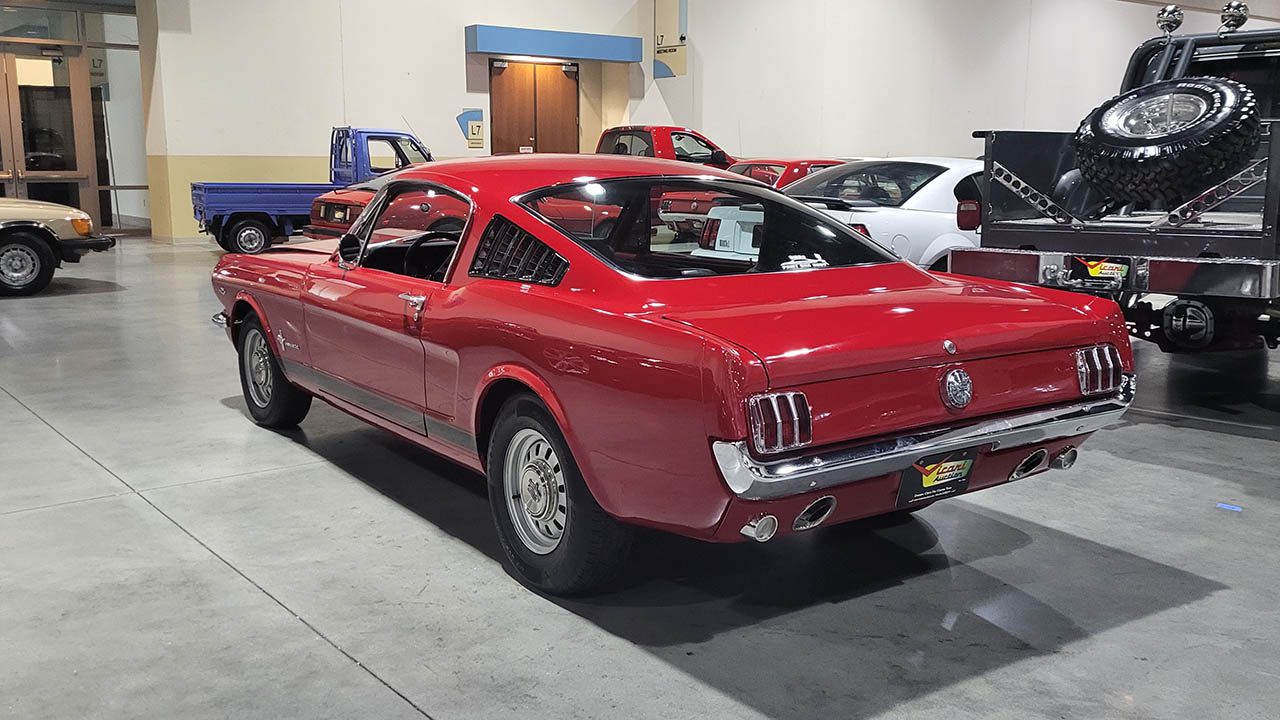 3rd Image of a 1966 FORD MUSTANG 2+2