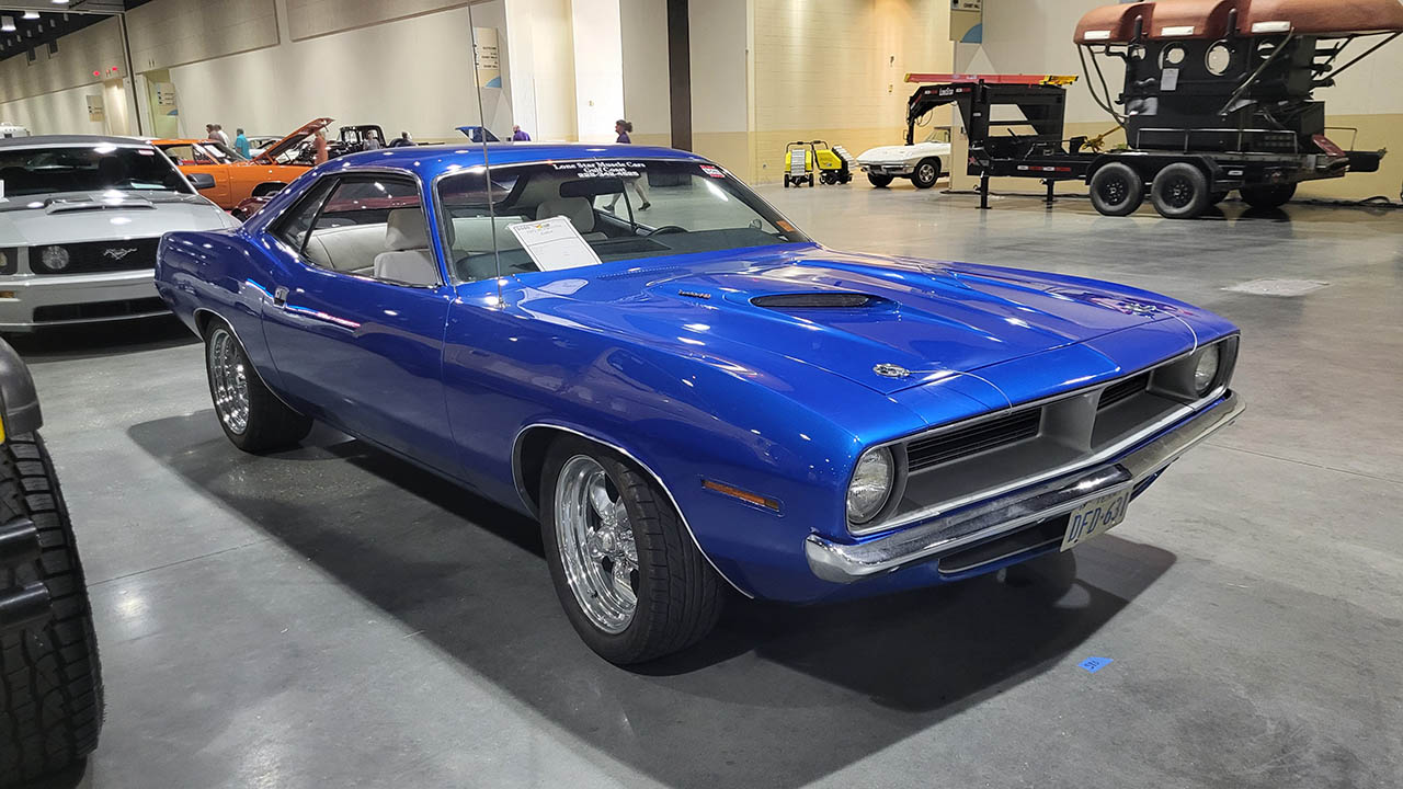 2nd Image of a 1970 PLYMOUTH CUDA