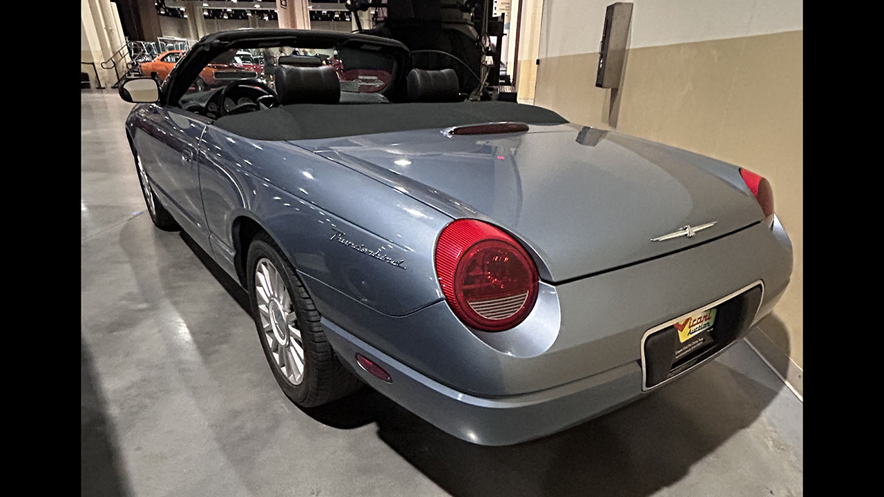 1st Image of a 2005 FORD THUNDERBIRD