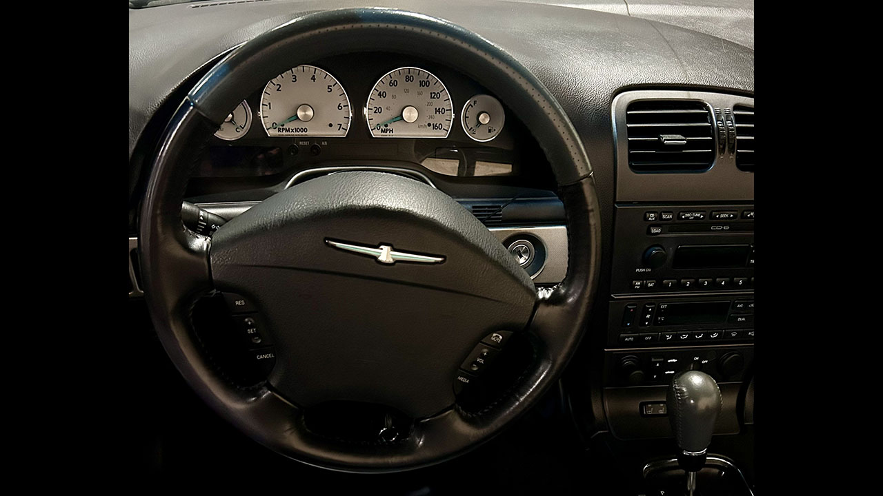 9th Image of a 2005 FORD THUNDERBIRD