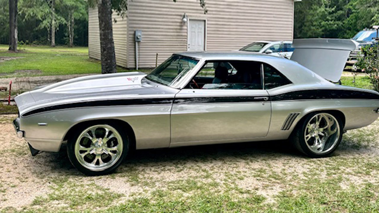 1st Image of a 1969 CHEVROLET CAMARO