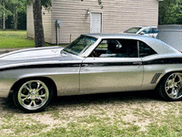 Image 2 of 15 of a 1969 CHEVROLET CAMARO