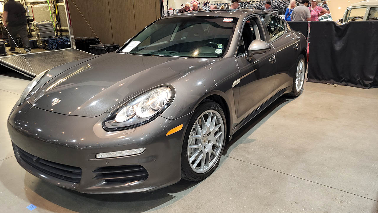 0th Image of a 2014 PORSCHE PANAMERA