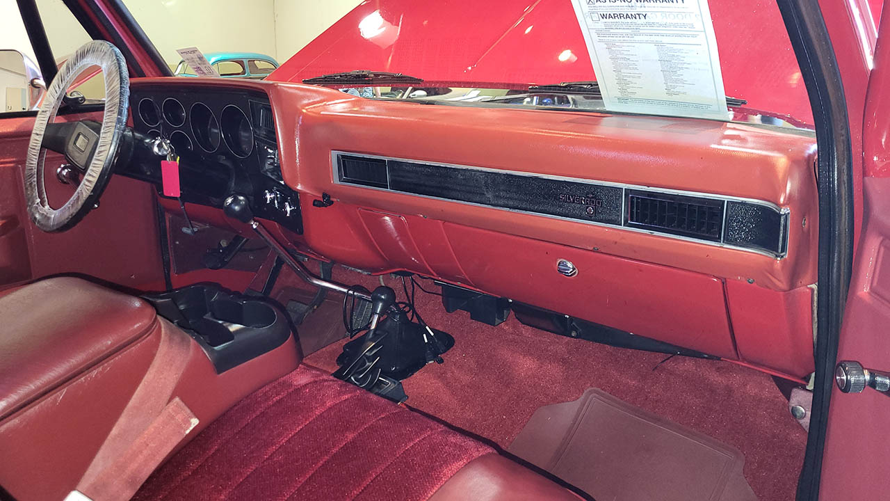 7th Image of a 1985 CHEVROLET K10