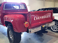 Image 2 of 11 of a 1985 CHEVROLET K10