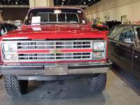 Image 3 of 11 of a 1985 CHEVROLET K10