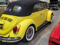 Image 2 of 13 of a 1971 VOLKSWAGEN BEETLE BUG