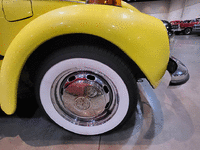 Image 5 of 13 of a 1971 VOLKSWAGEN BEETLE BUG