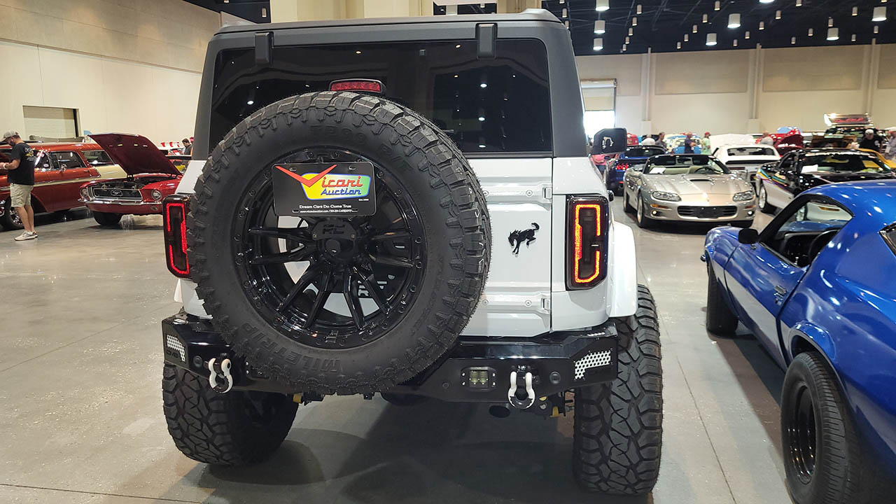 3rd Image of a 2022 FORD BRONCO BADLANDS