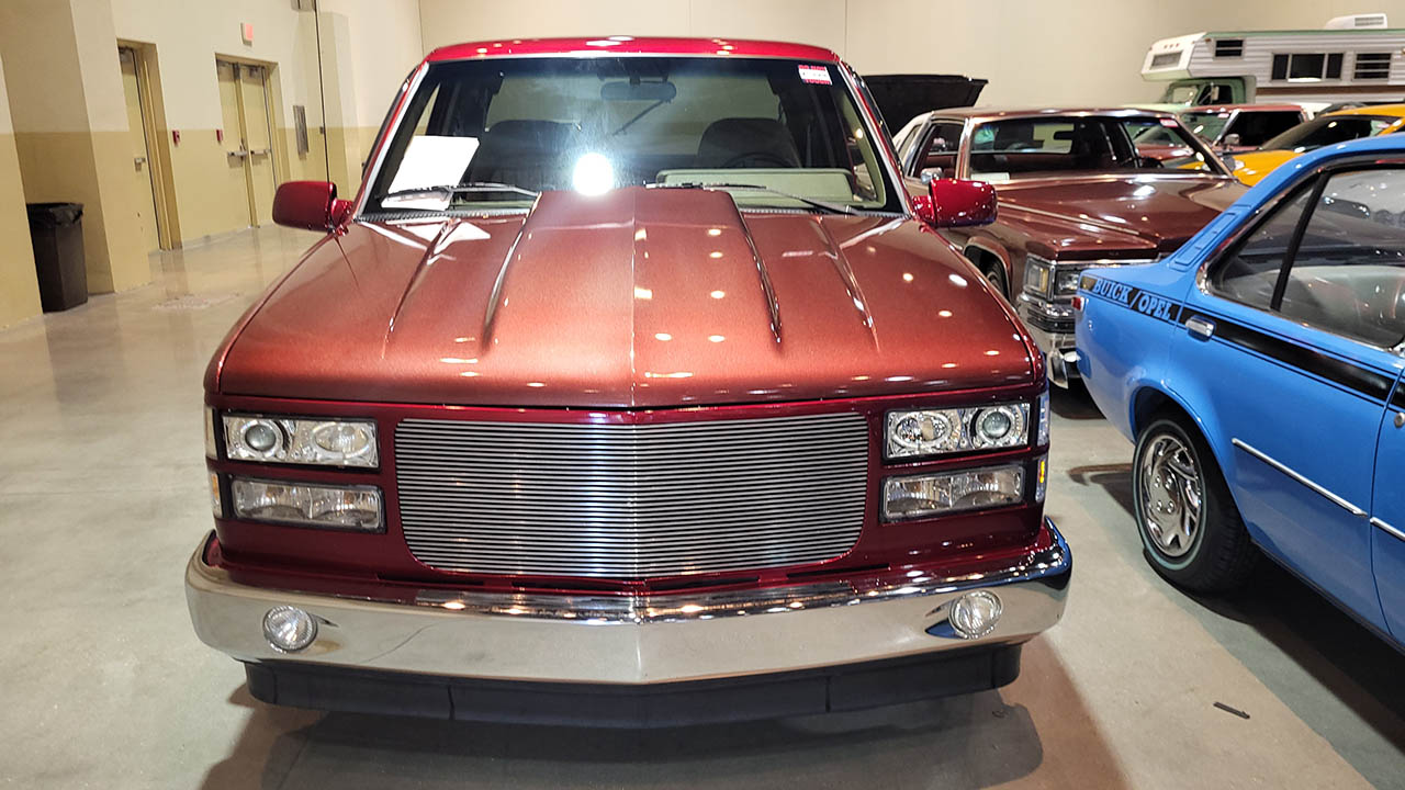 2nd Image of a 1994 GMC SIERRA C1500