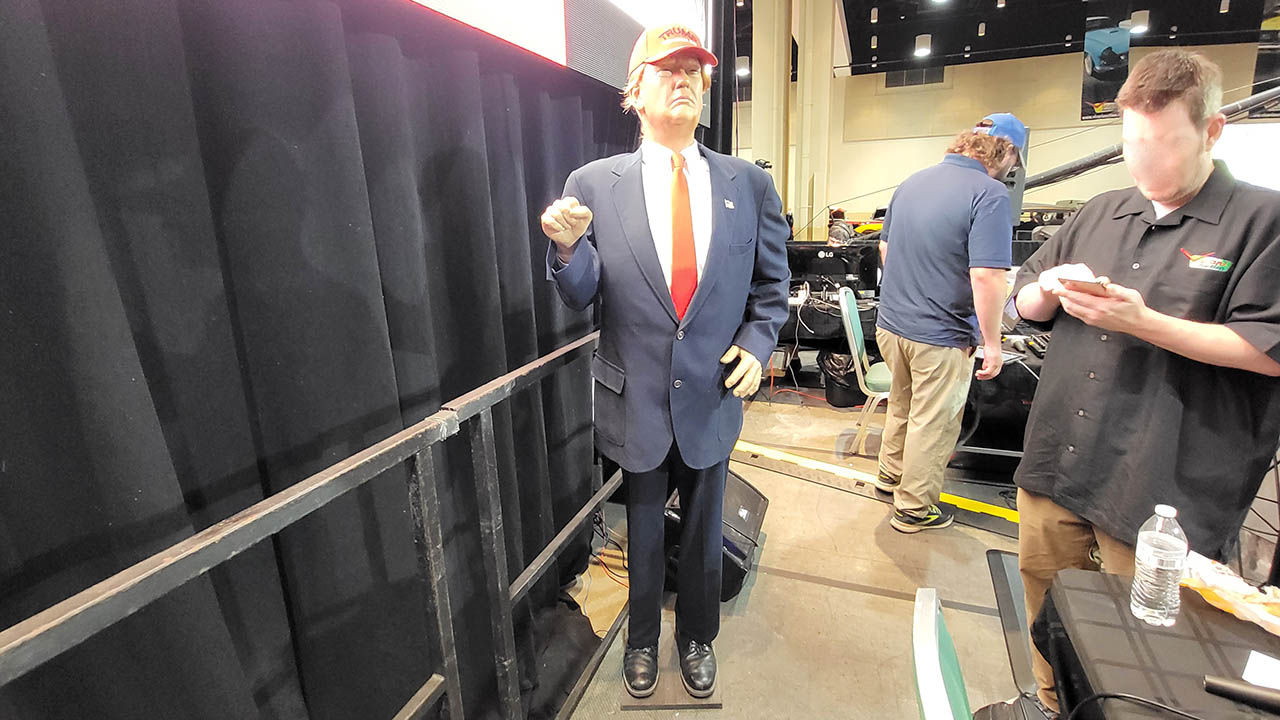 0th Image of a N/A TRUMP WAX FIGURE