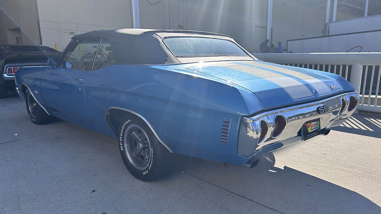 3rd Image of a 1972 CHEVROLET CHEVELLE SS CLONE