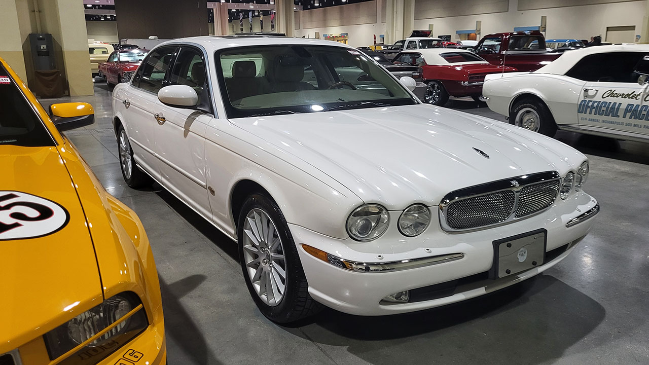 1st Image of a 2006 JAGUAR XJ8 XJ L